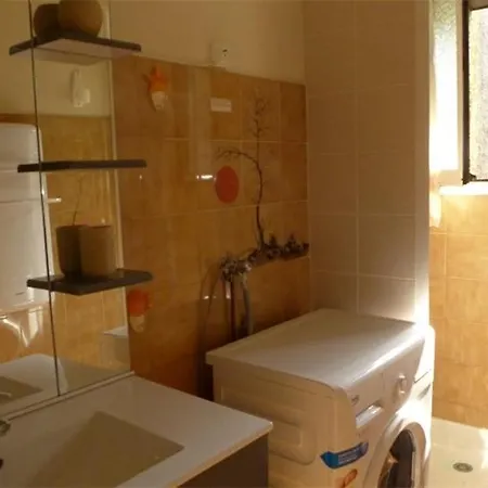Ref 243 ,seignosse Ocean, Patio Dans Un Quartier Residentiel Sous Les Pins , Plage Et Commerces A Quelques Minutes,4 Perso * سانيوس