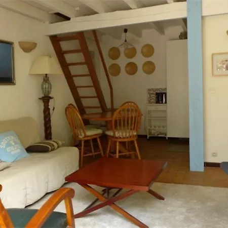 Ref 243 ,seignosse Ocean, Patio Dans Un Quartier Residentiel Sous Les Pins , Plage Et Commerces A Quelques Minutes,4 Perso فيلة *